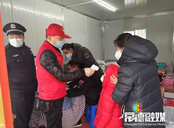 面對疫情 我們都是有召必回的“戰(zhàn)士”