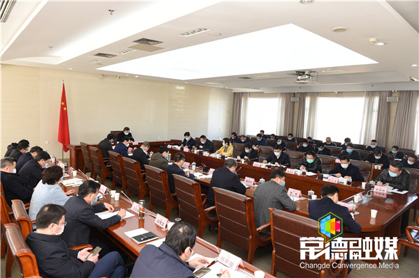 市政府常務(wù)會(huì)議要求：以更實(shí)的舉措防控疫情 以更大的力度統(tǒng)籌發(fā)展