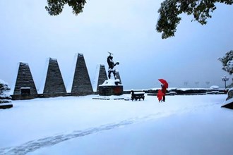 常德詩墻—-雪中魁星