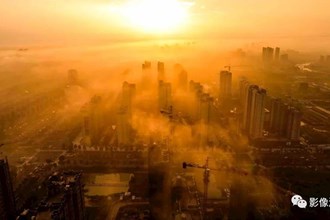 云霧下的臨澧縣城