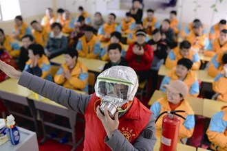 【社會】武陵區(qū)體育東路社區(qū)消防知識課活動