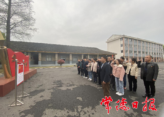 市市場監(jiān)管局詩詞_1617007005049.png 市市場監(jiān)管局詩詞_1617007005049.png