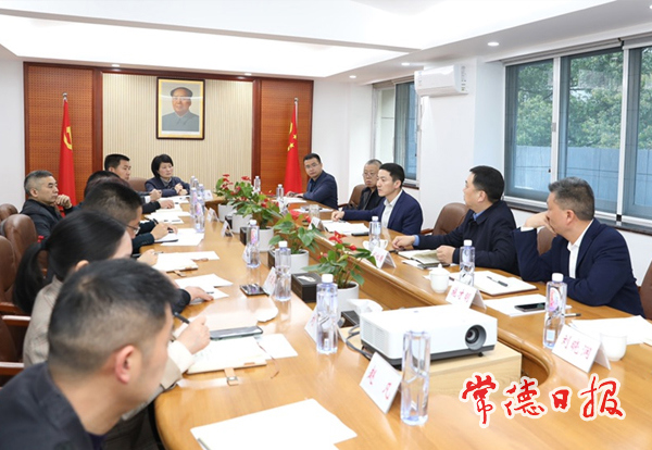 檔案工作要讓群眾享受優(yōu)質(zhì)精準(zhǔn)的服務(wù)