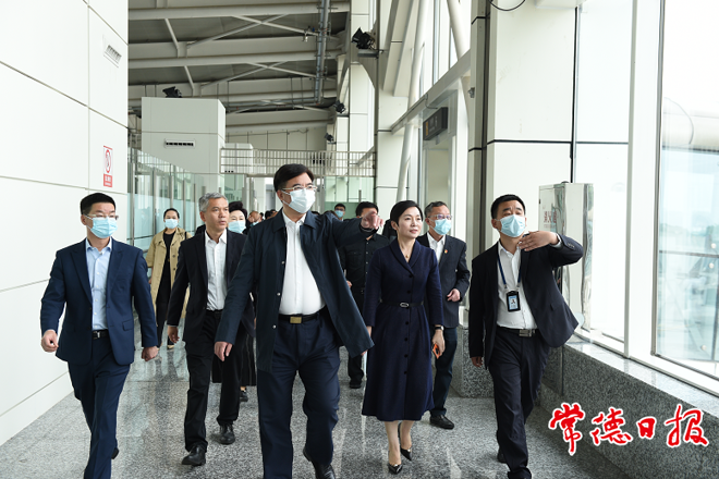 鄒文輝赴桃花源機場調(diào)研：加快發(fā)展航空交通 為常德對外開放與產(chǎn)業(yè)發(fā)展提供堅實支撐