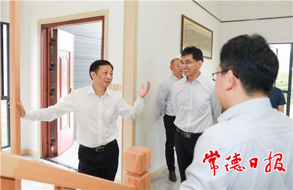 市領(lǐng)導(dǎo)在西洞庭管理區(qū)調(diào)研時(shí)指出：堅(jiān)持高標(biāo)準(zhǔn)謀劃高質(zhì)量推進(jìn)鄉(xiāng)村振興