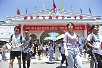 常德2.51萬考生奔赴考場