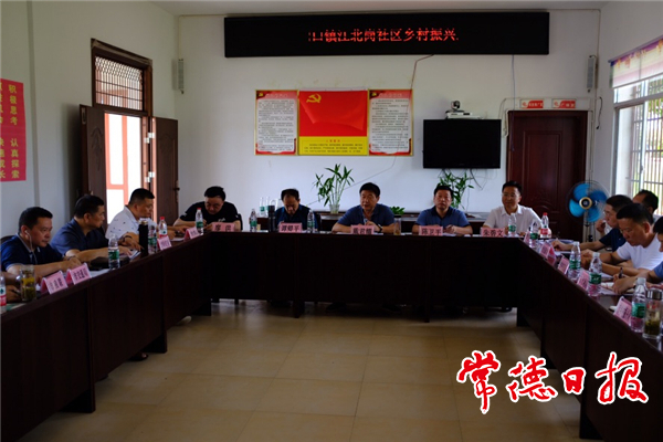 市領(lǐng)導(dǎo)率隊(duì)到安鄉(xiāng)縣江北崗社區(qū)調(diào)研鄉(xiāng)村振興