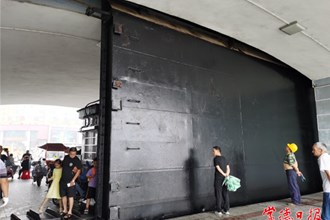 沅江水位上漲 詩(shī)墻四閣閘門(mén)關(guān)閉
