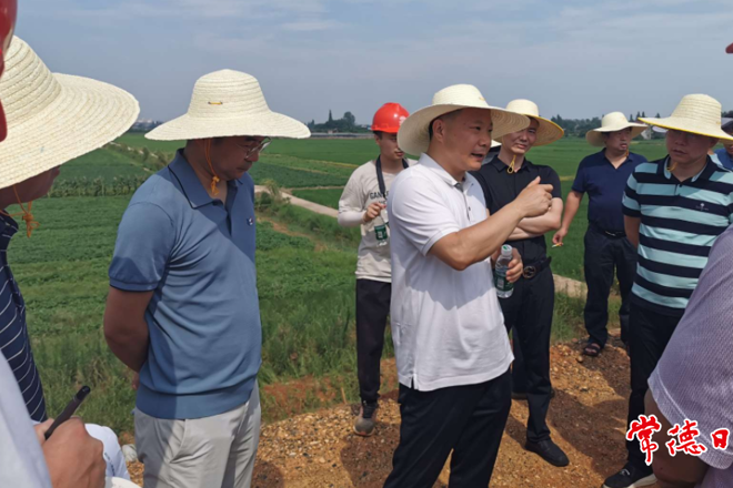 省交通運(yùn)輸廳領(lǐng)導(dǎo)來常指導(dǎo)工作時(shí)強(qiáng)調(diào)：確保安慈高速公路年底全線建成通車