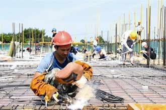 常德經(jīng)開區(qū)：5G通訊塔及城市智慧綜合桿項(xiàng)目火熱建設(shè)中