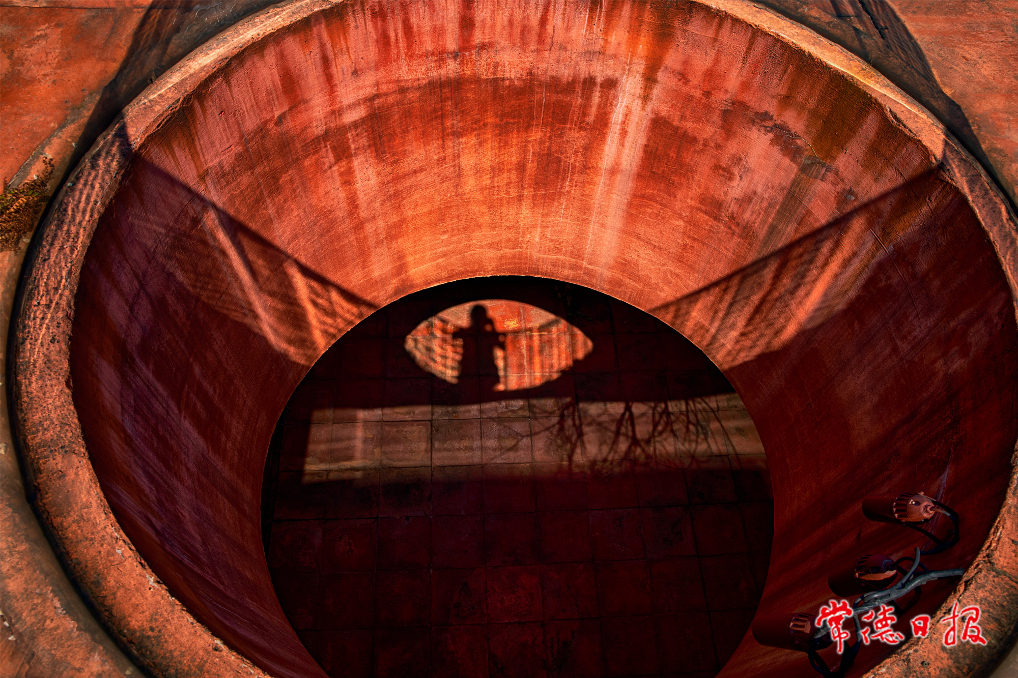 劉靈芝 紅房子 (2)_副本.jpg