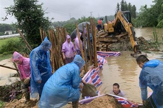 常德經(jīng)開區(qū)：潰漫險(xiǎn)情搶險(xiǎn)