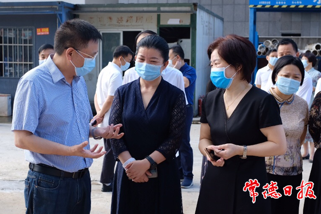 市人大常委會(huì)開(kāi)展醫(yī)養(yǎng)結(jié)合養(yǎng)老服務(wù)視察 我市目前已形成四大醫(yī)養(yǎng)結(jié)合模式