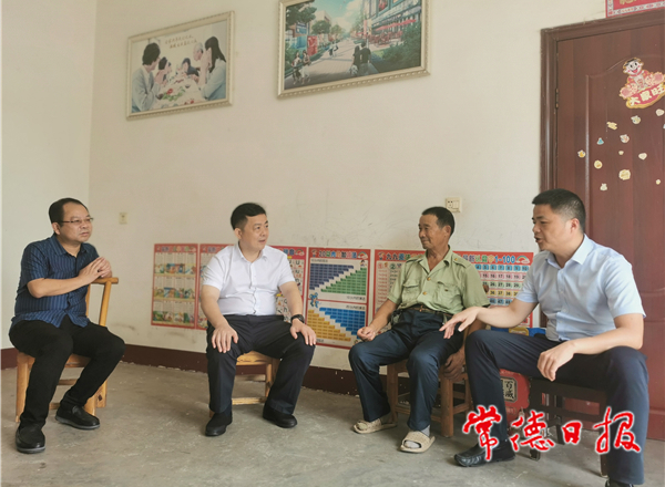 市領導赴鼎城區(qū)韓公渡鎮(zhèn)走訪慰問