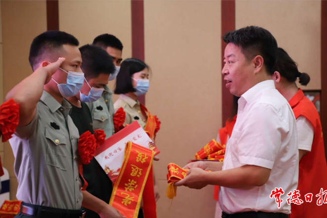 我市舉辦系列活動迎接老兵回家