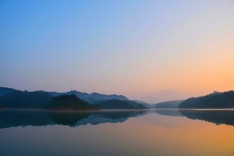 花巖溪 日出之美