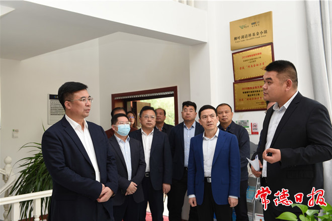 鄒文輝調(diào)研創(chuàng)新平臺(tái)建設(shè)工作時(shí)指出：更好地推動(dòng)產(chǎn)投互動(dòng) 促進(jìn)區(qū)域經(jīng)濟(jì)發(fā)展