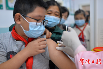 武陵區(qū)組織3—11周歲未成年人疫苗集中接種
