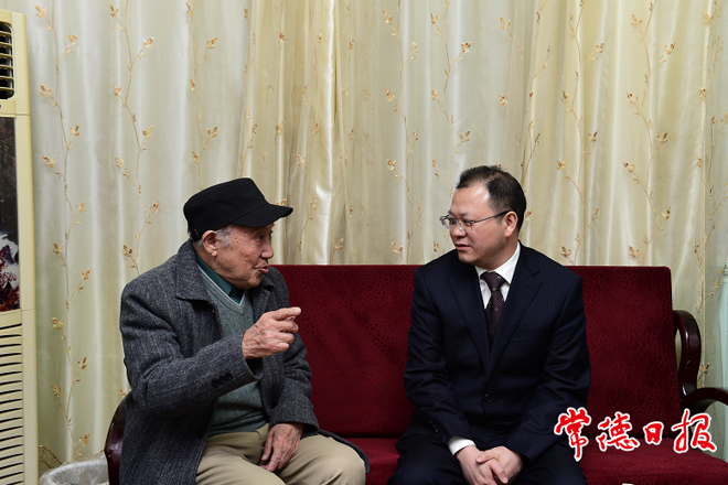 周振宇走訪我市部分老干部時(shí)指出：發(fā)揮“銀色”力量積極出謀劃策 共同推動(dòng)常德發(fā)展再上臺(tái)階