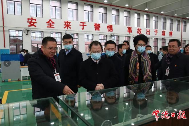 周振宇調(diào)研教育工作時指出 堅持教育優(yōu)先發(fā)展 辦好人民滿意教育