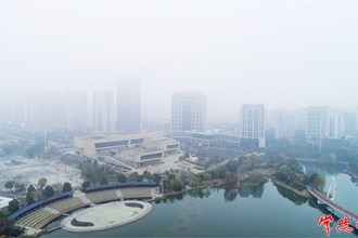 【攝影報(bào)道】大霧籠罩常德 桃花源里的城市仿佛多了些“仙氣”