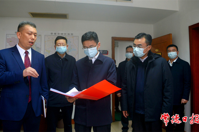 曹志強慰問堅守崗位一線值班人員 調度春節(jié)安全防范工作