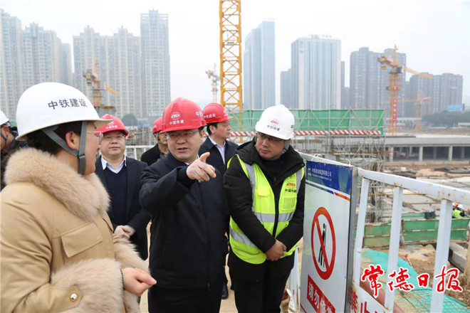 周振宇調研高鐵項目建設和企業(yè)復工復產工作