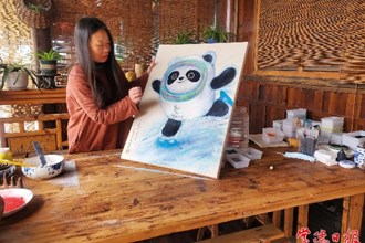 【文化】當(dāng)非遺麻質(zhì)畫遇上現(xiàn)代冰墩墩