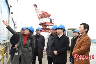 周振宇專題調(diào)度常德港戰(zhàn)略合作相關(guān)工作： 打造全國一流內(nèi)河港口促進(jìn)常德水運(yùn)復(fù)興