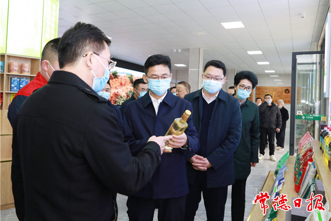 曹志強(qiáng)調(diào)研全市春耕備耕工作時(shí)指出：抓緊抓實(shí)抓細(xì)春耕備耕 確保今年農(nóng)業(yè)生產(chǎn)開好局起好步