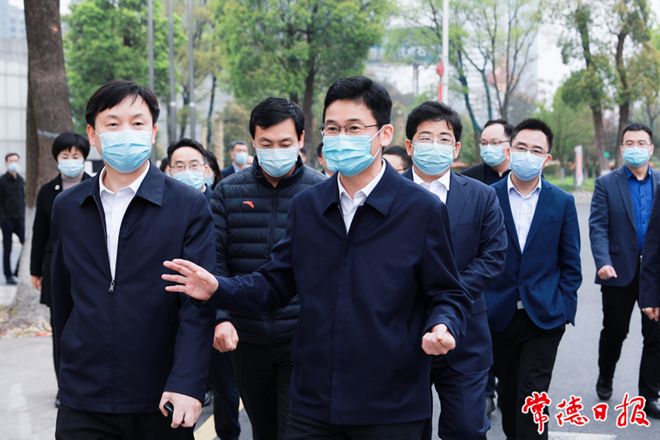 曹志強(qiáng)督導(dǎo)疫情防控工作時強(qiáng)調(diào)：始終繃緊疫情防控之弦落實(shí)落細(xì)各項(xiàng)防控措施