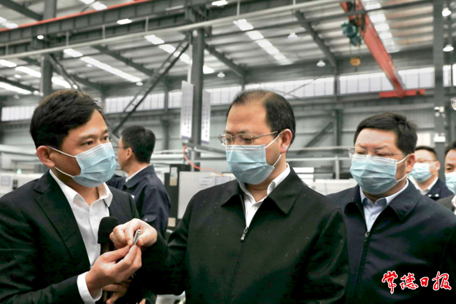 周振宇在“五好”園區(qū)創(chuàng)建現(xiàn)場(chǎng)推進(jìn)會(huì)上強(qiáng)調(diào)：把園區(qū)打造成為經(jīng)濟(jì)發(fā)展的主戰(zhàn)場(chǎng)、主陣地、主引擎