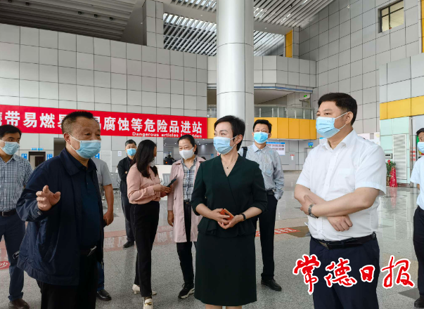 市領(lǐng)導(dǎo)督導(dǎo)防疫、防汛及自建房整治工作時(shí)強(qiáng)調(diào) 將群眾生命財(cái)產(chǎn)安全放在第一位