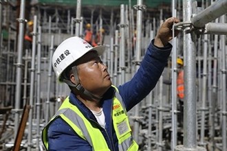 長圖 | 勞動者的十二時辰