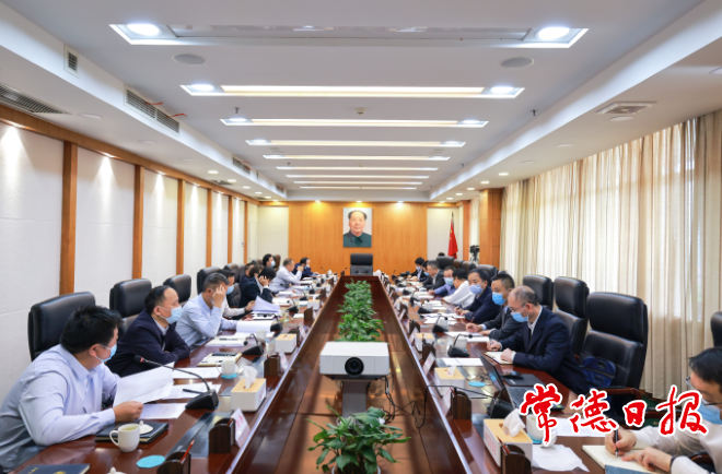 曹志強與大唐華銀董事長賀子波一行座談