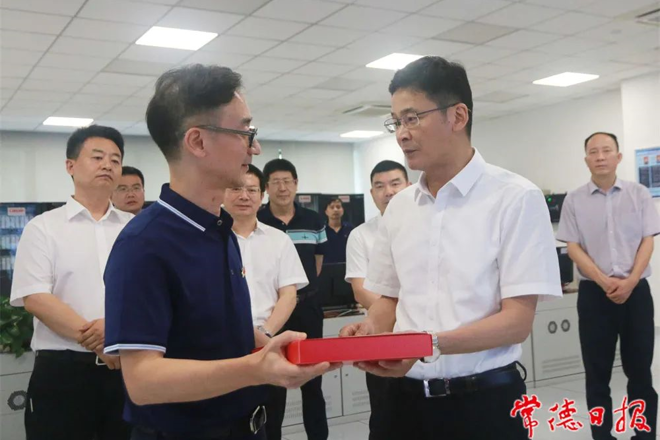 曹志強(qiáng)前往企業(yè)開展“送政策、解難題、優(yōu)服務(wù)”走訪調(diào)研活動　主動靠前服務(wù) 用心用情服務(wù) 把政策“含金量”變成企業(yè)“獲得感”