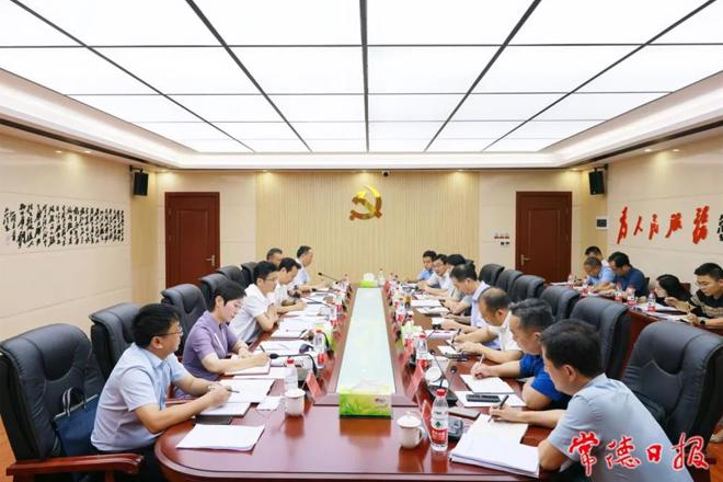 曹志強(qiáng)調(diào)研市場(chǎng)主體培育工作時(shí)強(qiáng)調(diào)：精準(zhǔn)幫扶優(yōu)化服務(wù) 讓更多市場(chǎng)主體生得快長得大活得好