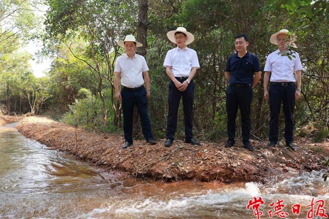 曹志強赴津市安鄉(xiāng)督導(dǎo)防旱抗旱工作