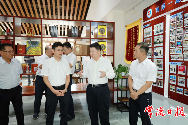 龍明彪一行來常調(diào)研對臺工作時強(qiáng)調(diào) 讓“新常德人”在參與兩岸融合發(fā)展中實現(xiàn)夢想