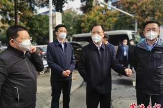 周振宇督導(dǎo)疫情防控工作 壓實責(zé)任 落實舉措 確保人民群眾身體健康和生命安全