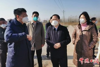 周振宇調(diào)研冬春水利和高標(biāo)準(zhǔn)農(nóng)田建設(shè) 