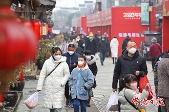 【攝影報道】這場年貨節(jié)現(xiàn)場人氣“爆棚”