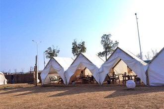 【社會(huì)】柳葉湖漁歌藝術(shù)營(yíng)地成為新晉熱門(mén)“打卡地”