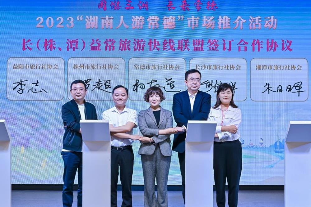 a6297a7fc32249bca692c672f2424dc8.jpg a6297a7fc32249bca692c672f2424dc8.jpg