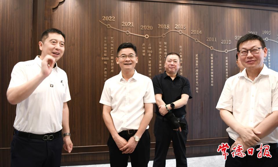 76ee883ef9844840840d3e159572d64a.jpg 76ee883ef9844840840d3e159572d64a.jpg