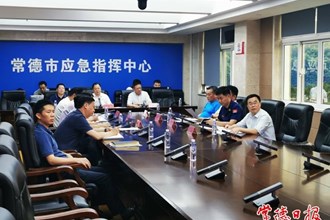 周振宇檢查調(diào)度“端午”假期值班值守工作