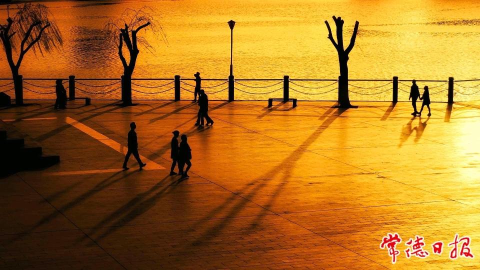 b18e6bcbaf024489ab40aef5fc4c38d3.jpg b18e6bcbaf024489ab40aef5fc4c38d3.jpg