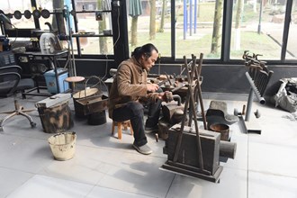 省級：古陶瓷修復技藝（李氏鋦瓷技藝）