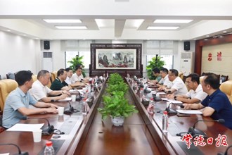 周振宇赴省直部門和重點(diǎn)企業(yè)對(duì)接工作