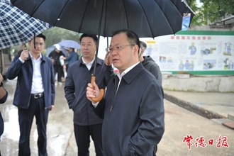 周振宇調(diào)研老舊小區(qū)改造工作：不斷增強群眾的獲得感、幸福感、安全感